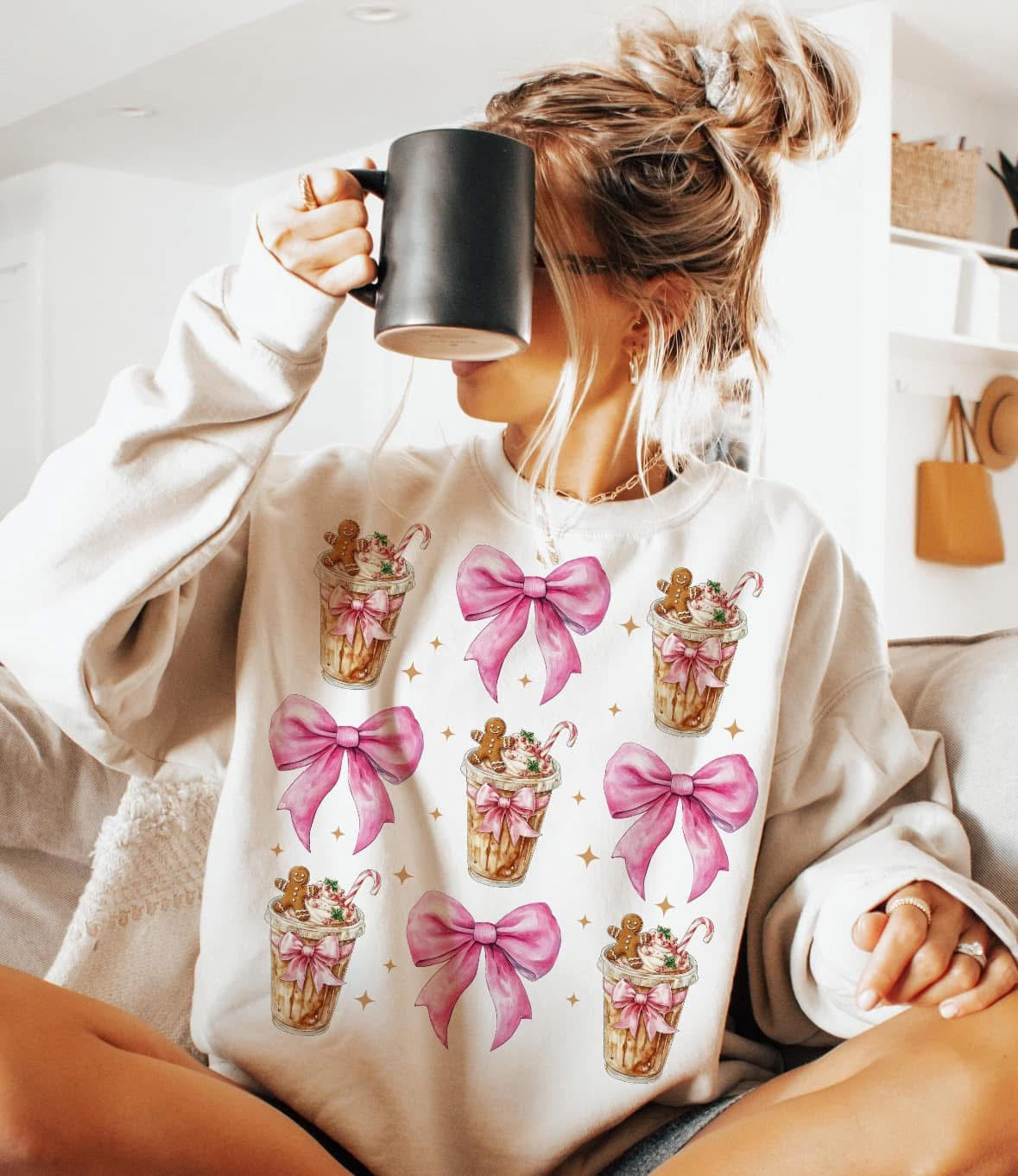 Pink coquette bow gingerbread latte design